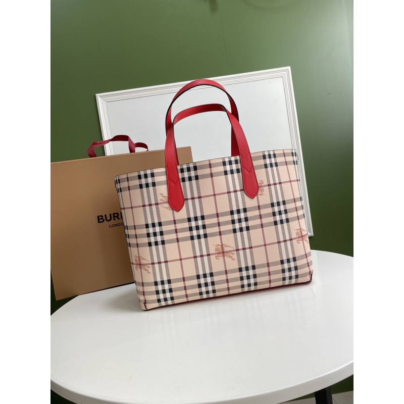 B**rry shopping bags